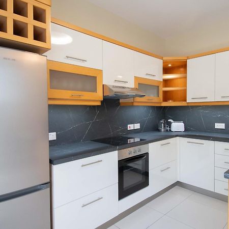 Venus Apartment Sliema Exteriör bild